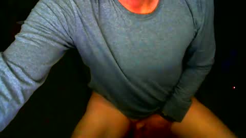 Snapshot of ezeslut4u chatting on 24, 11, 2025 ezeslut4u online show from 24, 11, 2025