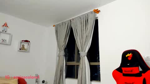 Ezzio Scolaro online show from 4, 12, 2025