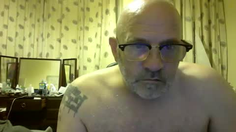 f1zzeek online show from 8, 6, 2026