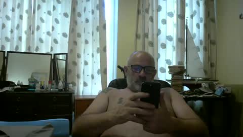 f1zzeek online show from 26, 6, 2026