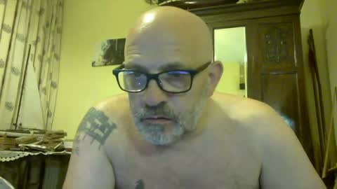 f1zzeek online show from 15, 7, 2026