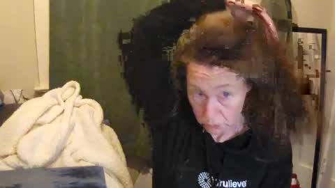 Snapshot of faberini chatting on 30, 12, 2024 FabOmobono online show from 30, 12, 2024