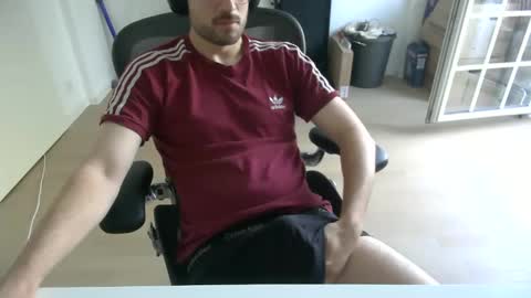 Snapshot of fabian_196 chatting on 26, 5, 2026 Call me bitch online show from 26, 5, 2026