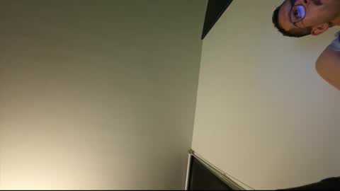 fabistrubis online show from 17, 12, 2025