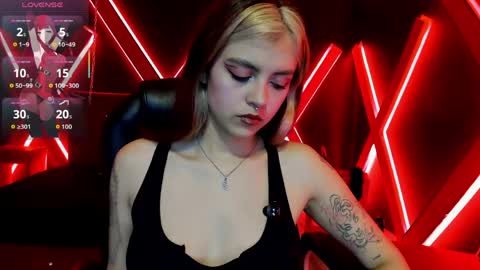 Snapshot of fabzy_fab chatting on 23, 5, 2026 fabzy online show from 23, 5, 2026