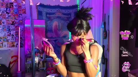Snapshot of faethedoll chatting on 18, 5, 2026 Fae and Cheta online show from 18, 5, 2026