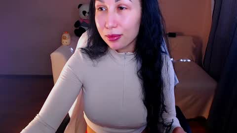 Elli  online show from 26, 12, 2024