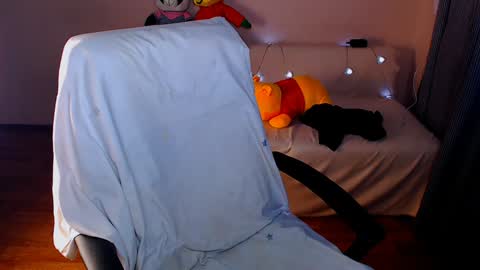 Elli  online show from 18, 1, 2025