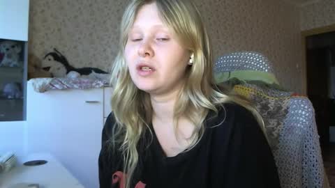 Snapshot of fairydreams_ chatting on 9, 10, 2025 Arisha online show from 9, 10, 2025