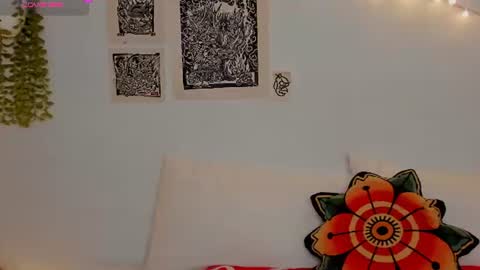 Snapshot of fairyflexxx chatting on 2, 7, 2026 Fairy online show from 2, 7, 2026