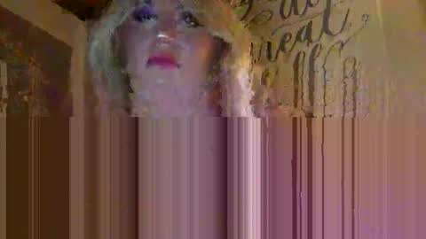 Snapshot of fairytaleblondie chatting on 25, 5, 2026 fairytaleblondie online show from 25, 5, 2026