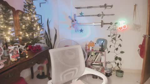 Snapshot of fairywhore chatting on 24, 12, 2024 Jackie Cosplayer online show from 24, 12, 2024