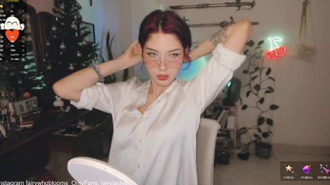 Snapshot of fairywhore chatting on 30, 12, 2024 Jackie Cosplayer online show from 30, 12, 2024