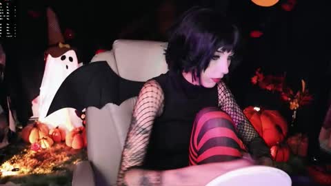 Snapshot of fairywhore chatting on 29, 10, 2025 Jackie Cosplayer online show from 29, 10, 2025