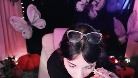 Snapshot of fairywhore chatting on 5, 11, 2025 Jackie Cosplayer online show from 5, 11, 2025