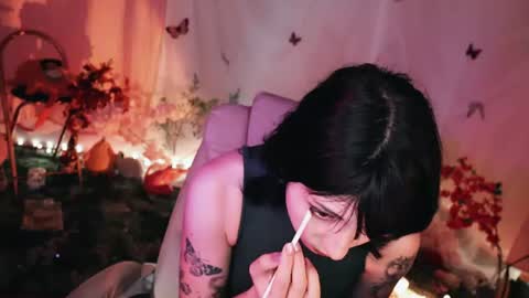 Snapshot of fairywhore chatting on 25, 6, 2026 Jackie Cosplayer online show from 25, 6, 2026