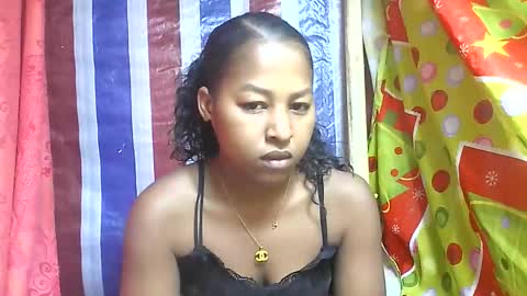 Snapshot of faissane9794 chatting on 19, 2, 2026 faissane9794 online show from 19, 2, 2026