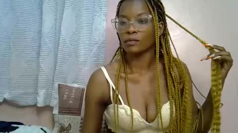 Snapshot of faizah_ chatting on 1, 4, 2026 faizah_ online show from 1, 4, 2026