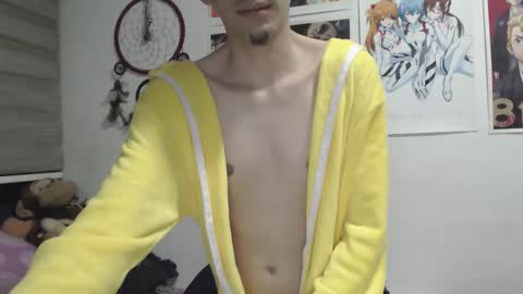 Snapshot of fall_dutt chatting on 9, 10, 2025 fall_dutt online show from 9, 10, 2025