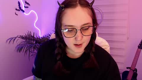 Snapshot of fallenag__ chatting on 4, 6, 2026 OF fallenag 1 online show from 4, 6, 2026