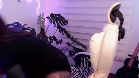 Snapshot of fallenag__ chatting on 3, 8, 2026 OF fallenag 1 online show from 3, 8, 2026