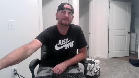 Snapshot of fallout7657 chatting on 8, 10, 2025 Daddy online show from 8, 10, 2025