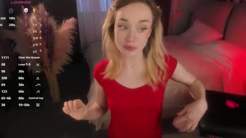 Snapshot of fancyamelia chatting on 14, 11, 2025 fancyamelia online show from 14, 11, 2025