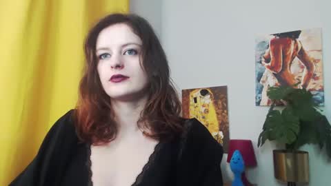 Nadine online show from 21, 12, 2024