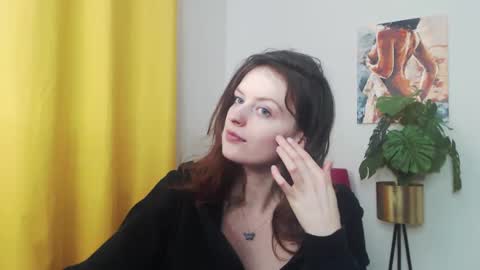 Nadine online show from 15, 1, 2025