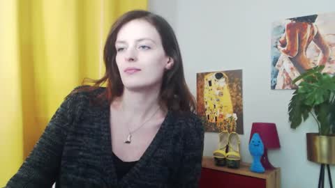 Nadine online show from 27, 1, 2025