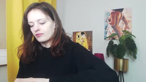 Nadine online show from 6, 2, 2025