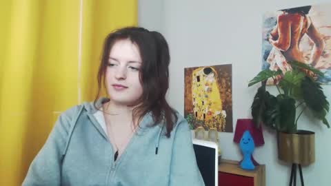 Nadine online show from 13, 2, 2025