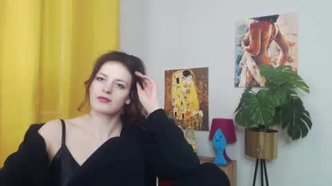 Nadine online show from 14, 2, 2025