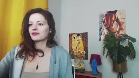 Nadine online show from 22, 2, 2025