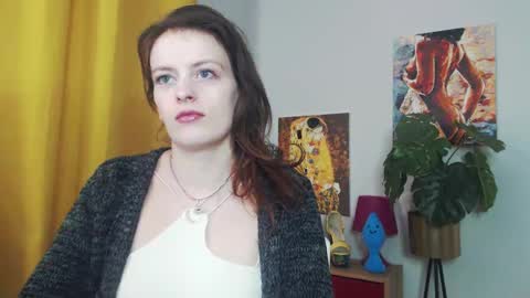 Nadine online show from 28, 2, 2025