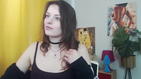 Nadine online show from 12, 3, 2025