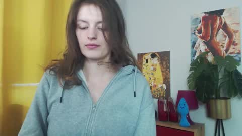 Nadine online show from 24, 9, 2025