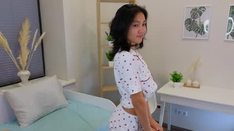 Snapshot of fannygarland chatting on 4, 1, 2025 Eva online show from 4, 1, 2025