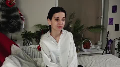 Snapshot of fannyharber chatting on 27, 12, 2024 Mia online show from 27, 12, 2024