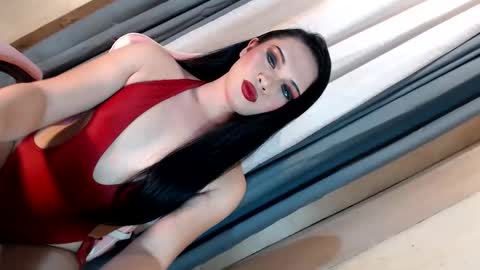 DANIELLA - DONT FORGET TO GIVE ME A THUMBSU UP online show from 20, 11, 2025