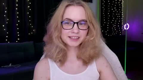 Snapshot of fantasymaria chatting on 21, 5, 2026 my name is Masha online show from 21, 5, 2026