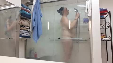 Snapshot of fapqueenc17 chatting on 30, 11, 2025 Scarlett online show from 30, 11, 2025