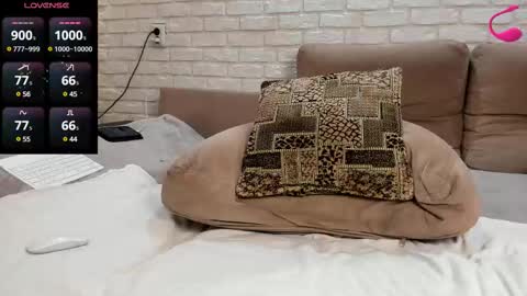 Snapshot of farah_vvv chatting on 27, 2, 2025 farah online show from 27, 2, 2025