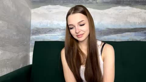 Anna Scovich online show from 15, 12, 2025