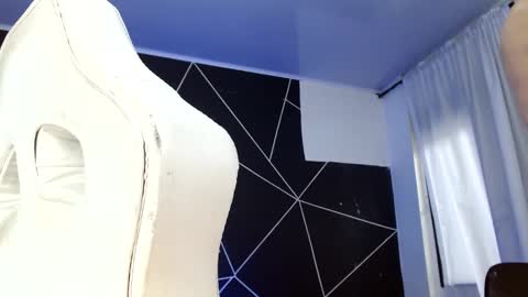 Snapshot of farichell chatting on 3, 12, 2025 fari online show from 3, 12, 2025