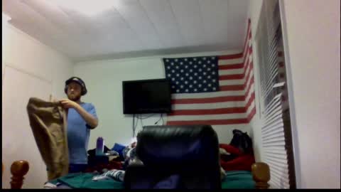 Snapshot of farmboy2398 chatting on 19, 12, 2024 farmboy2398 online show from 19, 12, 2024