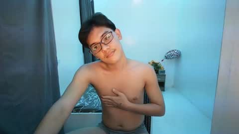 Snapshot of fastfucker_22 chatting on 9, 3, 2025 fastfucker_22 online show from 9, 3, 2025