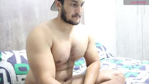 Snapshot of fatherfly001 chatting on 30, 4, 2026 fatherfly001 online show from 30, 4, 2026