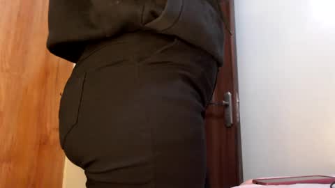 Snapshot of fatpussy_ebony chatting on 15, 1, 2025 lexie online show from 15, 1, 2025