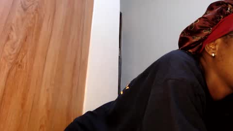 Snapshot of fatpussy_ebony chatting on 25, 2, 2025 lexie online show from 25, 2, 2025